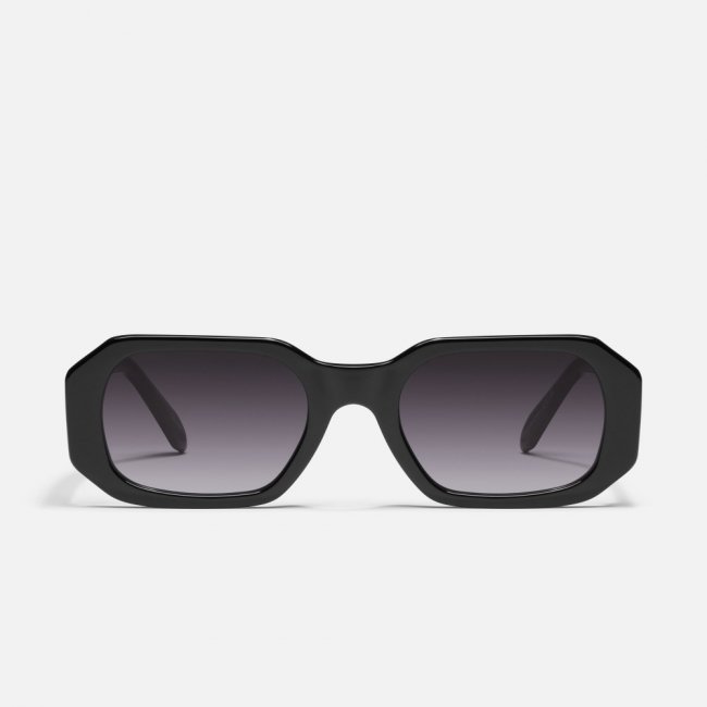 Quay Hyped Up - Black / Smoke Quay Hyped Up - Black / Smoke
